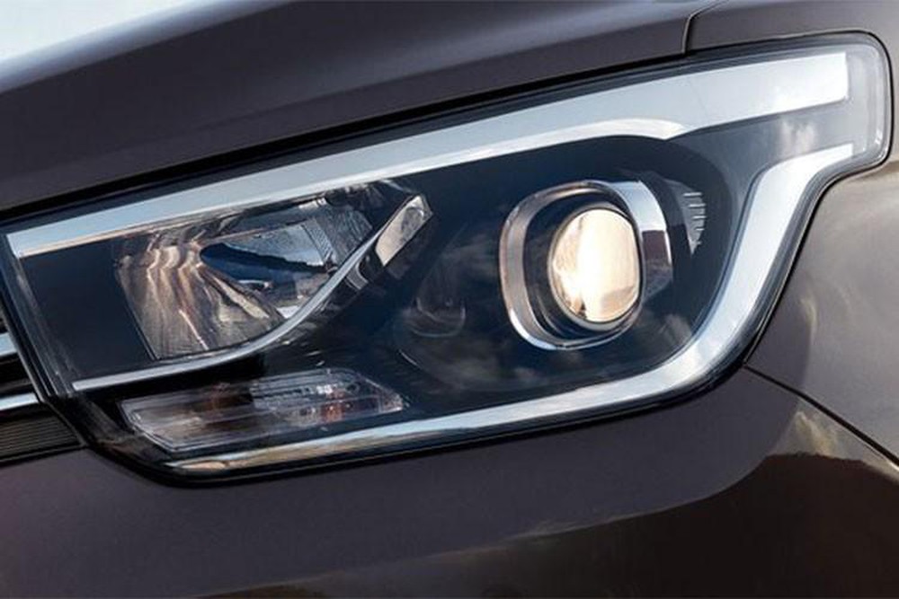 Hyundai Starex Lighting