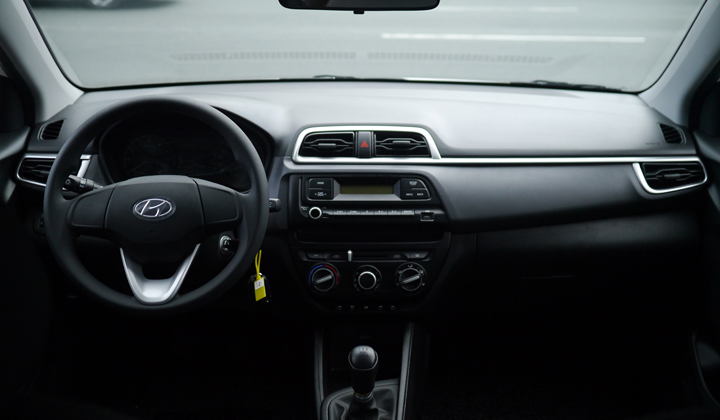 2019 Hyundai Reina Interior