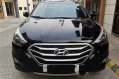 Selling Black 2015 Hyundai Tucson Automatic Diesel -1