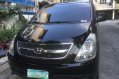 Selling 2nd Hand Hyundai Starex 2010 in Makati-2