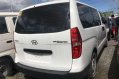 Selling Hyundai Grand Starex 2017 Manual Diesel in Cainta-3