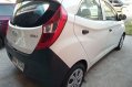 Selling White Hyundai Eon 2014 Manual Gasoline at 16000 km-3