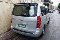 Selling Hyundai Grand Starex 2009 Automatic Diesel in Quezon City-2