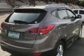 Selling Brown Hyundai Tucson 2011 Automatic Gasoline at 83000 km in Quezon City-2