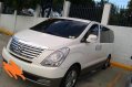 Selling White Hyundai Starex 2015 Automatic Diesel in Manila-1