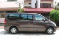 2nd Hand Hyundai Grand Starex 2014 at 47800 km for sale-4