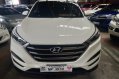 Selling White Hyundai Tucson 2016 in Quezon City-1