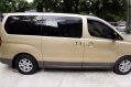 Selling Gold Hyundai Starex 2011 in Quezon City-7