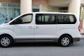 2nd Hand Hyundai Grand Starex 2013 Automatic Diesel for sale in Quezon City-2