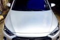 Selling Silver Hyundai Elantra 2017 in Dasmariñas-1