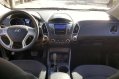 Sell 2nd Hand 2012 Hyundai Tucson at 60000 km in Quezon City-5