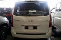 Selling White Hyundai Grand Starex 2016 Automatic Diesel-4