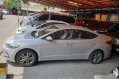 Selling Silver Hyundai Elantra 2016 in Pasig -1