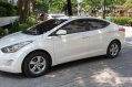 Selling White Hyundai Elantra 2012 Manual Gasoline -2