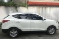 White Hyundai Tucson 2010 Automatic Gasoline for sale-3