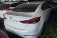 White Hyundai Elantra 2018 Manual Gasoline for sale-5