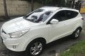 White Hyundai Tucson 2010 Automatic Gasoline for sale-1