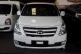 Selling Hyundai Grand Starex 2016 at 26232 km -1