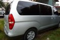 Selling Hyundai Grand Starex 2009 Van in Malabon-2