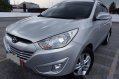 Selling Silver Hyundai Tucson 2011 in Quezon City-0