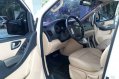 Selling Hyundai Starex 2014 in Pasig -9
