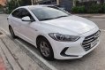 Selling White Hyundai Elantra 2018 in Quezon City-2