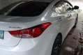 Selling White Hyundai Elantra 2011 at 127000 km-3
