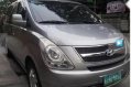 Selling Hyundai Starex 2011 in San Fernando-1