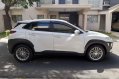White Hyundai KONA 2018 for sale in Automatic-3
