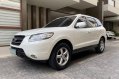 Sell White Hyundai Santa Fe in Manila-1