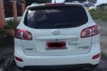 Selling White Hyundai Santa Fe for sale in Cabanatuan-3