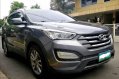 Selling Grey Hyundai Santa Fe 2013 in Quezon City-0