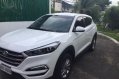 Sell White Hyundai Tucson in Pateros-6