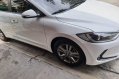 Selling White Hyundai Elantra in Las Piñas-6