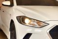 Selling White Hyundai Elantra 2017 in Muntinlupa-1