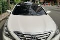 Selling Pearl White Hyundai Sonata 2011 in Pasig-0