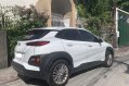 Selling Pearl White Hyundai KONA 2019 in Manila-5