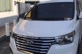 White Hyundai Grand Starex 2019-0