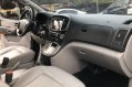 Sell 2017 Hyundai Grand Starex-8