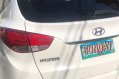 Selling White Hyundai Tucson 2013-2