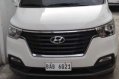Selling White Hyundai Grand Starex 2019-2