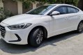 White Hyundai Elantra 2018 for sale in Automatic-0