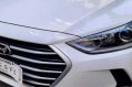 White Hyundai Elantra 2019 for sale in Manual-0