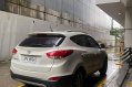 Selling Pearl White Hyundai Tucson 2015 in Quezon City-1