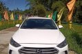  White Hyundai Elantra 2018 for sale in Manual-7