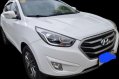 Selling Pearl White Hyundai Tucson 2015 in Manila-1