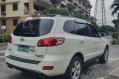 Selling White Hyundai Santa Fe 2008 in Quezon City-5