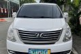 Selling Pearl White Hyundai Grand Starex 2014 in Las Piñas-1