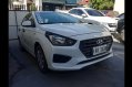 Selling White Hyundai Reina 2019 Sedan -3