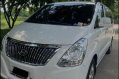 Pearl White Hyundai Starex 2015 for sale in Automatic-0